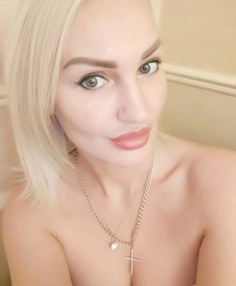 Со мной ты познаешь настоящую страсть и незабываемые ощущения. В моем арсенале множество услуг, среди которых эксперименты, ролевые игры и многое другое. Чувственные ласки и массаж помогут тебе расслабиться и насладиться каждой минутой нашего встречи. У меня есть отличные отзывы, которые подтверждают мою опытность и профессионализм. Здесь ты найдешь фото, которые позволят тебе увидеть, насколько я сексуальна и сексуальна. Так что, если хочешь испытать незабываемые эмоции, обратись ко мне. Я готова сделать тебя счастливым! 💋🔥 Алла