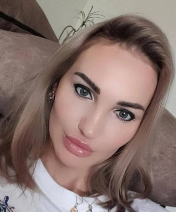 Со мной ты познаешь настоящую страсть и незабываемые ощущения. В моем арсенале множество услуг, среди которых эксперименты, ролевые игры и многое другое. Чувственные ласки и массаж помогут тебе расслабиться и насладиться каждой минутой нашего встречи. У меня есть отличные отзывы, которые подтверждают мою опытность и профессионализм. Здесь ты найдешь фото, которые позволят тебе увидеть, насколько я сексуальна и сексуальна. Так что, если хочешь испытать незабываемые эмоции, обратись ко мне. Я готова сделать тебя счастливым! 💋🔥 Алла
